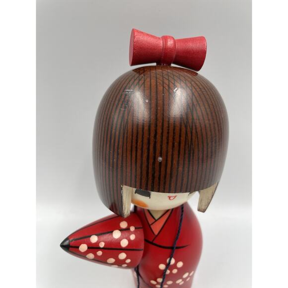 Japanese Kokeshi Wooden Doll 5.5"H Girl Red Kimono Umbrella Ameyadori JAPAN MADE - Picture 2 of 10